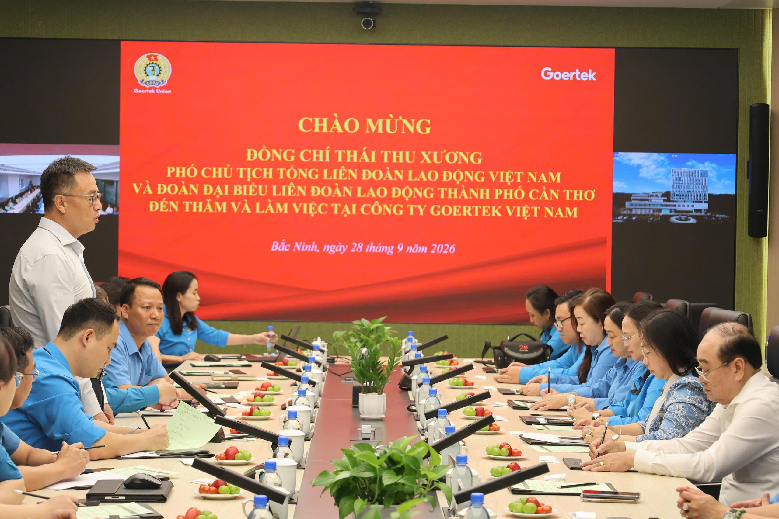 pho-chu-tich-TLDLDVN-den-tham-goertek-vn.jpg